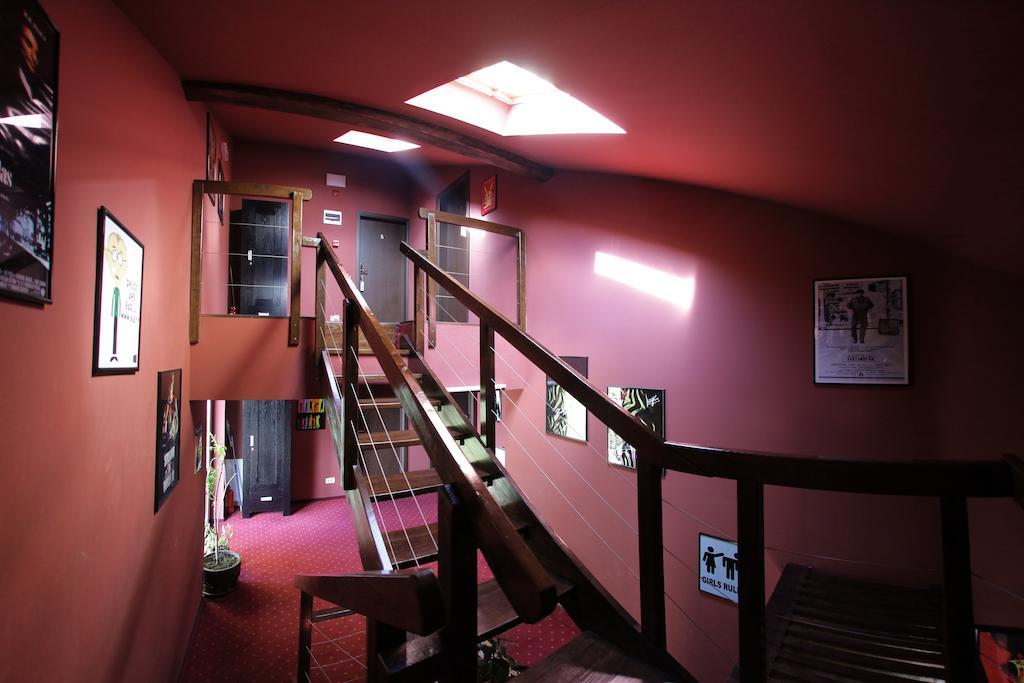 The Ghetto Hotel Busteni Ngoại thất bức ảnh