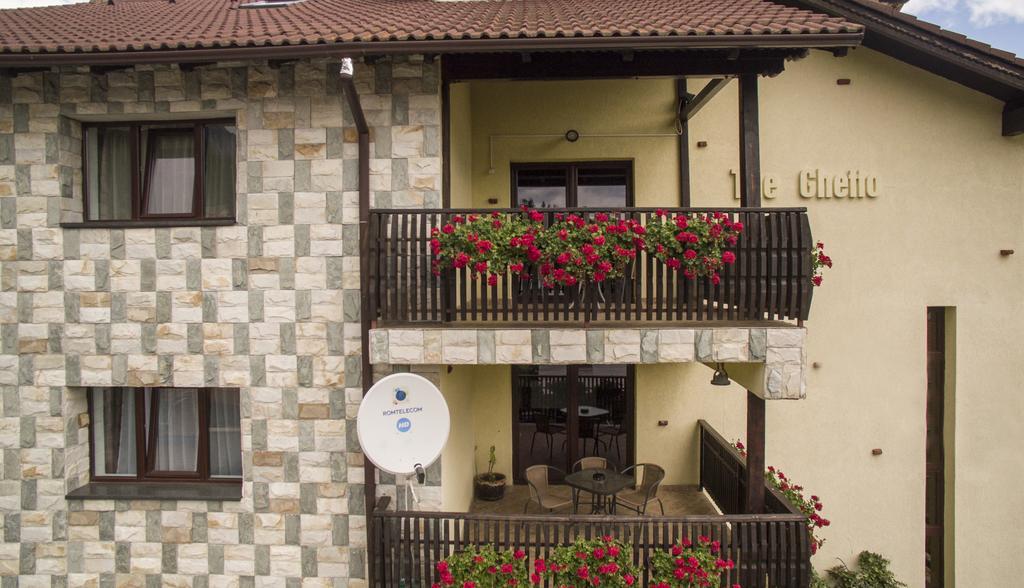 The Ghetto Hotel Busteni Ngoại thất bức ảnh